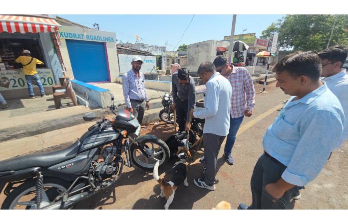 જામનગરમાં નશીલા પદાર્થો સામે એસ.ઓ.જી.નો સઘન અભિયાન : ડોગ સ્કોડ સાથે શહેરભરમાં ચેકિંગ, એન્ટ્રી-એક્ઝિટ પોઈન્ટથી હોટસ્પોટ વિસ્તારો સુધી પોલીસની કડક નજર