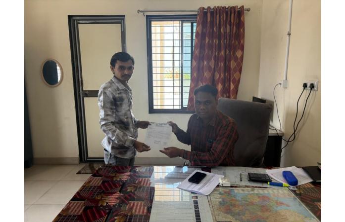 ગોંડલ એસટી બસ સ્ટેશનમાં ઠંડા પાણીની સુવિધા ખોરવાતા મુસાફરોમાં રોષ, યુવા ભાજપ અગ્રણીની તંત્ર સમક્ષ રજૂઆત.