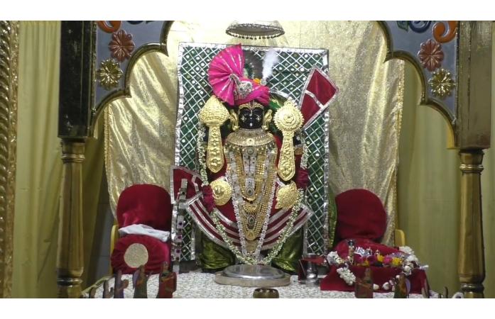 જામનગરના પ્રાચીન શ્રી ત્રિકમરાયજી મંદિરમાં 551 દીવડાઓની દિવ્ય મહાઆરતી: ભક્તિ, આસ્થા અને વૈદિક પરંપરાનો અલૌકિક સંગમ.