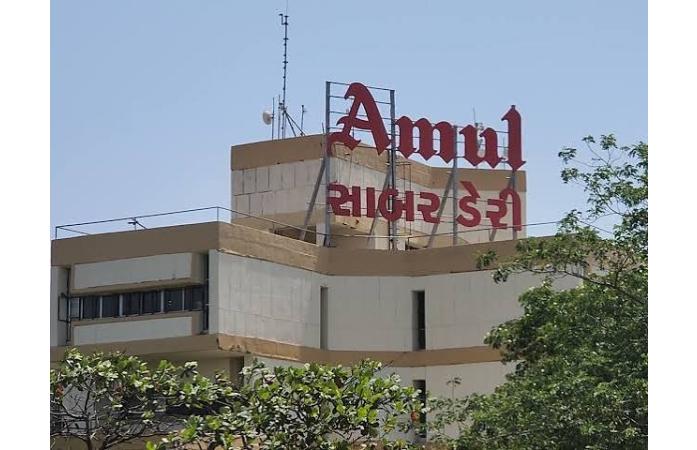 સાબરકાંઠા-અરવલ્લીના પશુપાલકો માટે ખુશખબર: સાબરડેરી આપશે ભાવફેર, 3.5 લાખથી વધુ દૂધ ઉત્પાદકોને મળશે સીધો લાભ