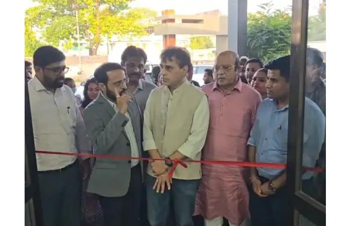 ભરૂચ સિવિલ હોસ્પિટલમાં રિનોવેટેડ ટ્રોમા સેન્ટરનું લોકાર્પણ: પ્રભારી મંત્રી પ્રફુલ્લ પાનસેરિયાએ PPP મોડલને ગણાવ્યું ગરીબ દર્દીઓ માટે આશીર્વાદરૂપ.
