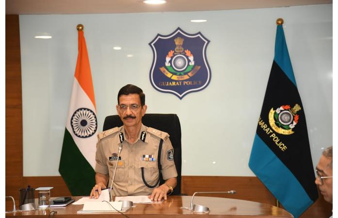 મહોરમ પર્વને લઈ ગુજરાત પોલીસ એલર્ટ : DGP જી.એસ. મલિકે રાજ્યભરના પોલીસ અધિકારીઓ સાથે કરી કાયદો-વ્યવસ્થાની સમીક્ષા.