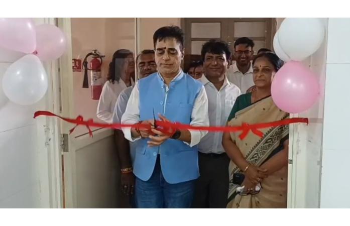 આરોગ્ય રાજ્યમંત્રી પ્રફુલ પાનસેરીયાની જી.જી. હોસ્પિટલની મુલાકાત: અદ્યતન સોનોગ્રાફી મશીન, લેબોરેટરી સાધનો અને નવી સુવિધાઓનું લોકાર્પણ.