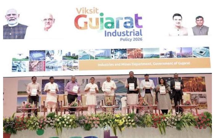 ‘વિકસિત ગુજરાત ડેટા સેન્ટર પોલિસી 2026-2029’નું લોન્ચિંગ: ગુજરાતને દેશનું ડેટા હબ બનાવવા રાજ્ય સરકારનો મહત્ત્વાકાંક્ષી રોડમેપ