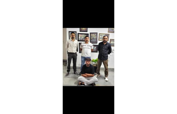 ખંભાળિયાના દારૂના ગુનામાં એક વર્ષથી ફરાર આરોપી ચોટીલાથી ઝડપાયો દ્વારકા જિલ્લા એસ.ઓ.જી.ની કાર્યવાહી,