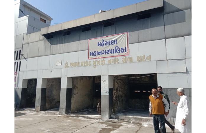 મહેસાણા મનપામાં ચા-નાસ્તાના ખર્ચે મચાવ્યો ખળભળાટ: મંજૂર બજેટ રૂ. 5 લાખ, ખર્ચ પહોંચ્યો રૂ. 12 લાખ સુધી; જનતાના ટેક્સના નાણાંના વેડફાટ સામે રોષ.