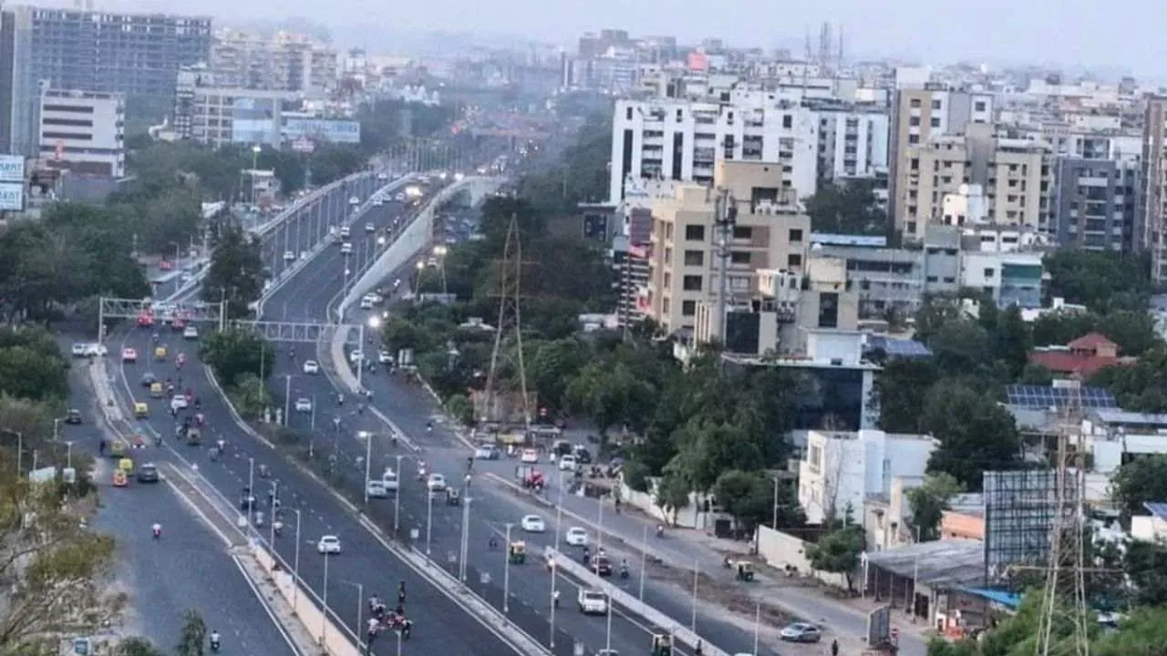 એસ.જી. હાઇવે પર અકસ્માત અટકાવવા મોટો નિર્ણય, ભારે વાહનો પર સમયબદ્ધ પ્રતિબંધ