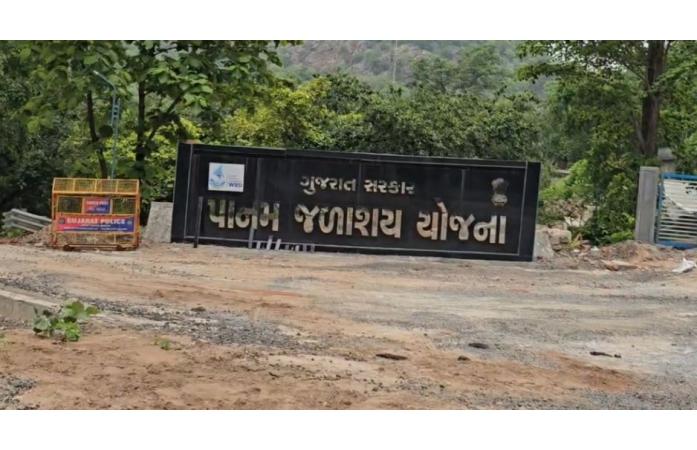 પંચમહાલના પાનમ જળાશયની જળ સપાટીમાં સતત ઘટાડો, ખેડૂતોની માંગ બાદ કેનાલમાં 750 ક્યુસેક પાણી છોડાયું.