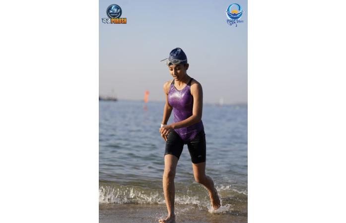 જામનગરનું ગૌરવ: ખ્યાતિબા કુલદીપસિંહ જાડેજાની રાજ્યકક્ષાની COE સ્વિમિંગ માટે પસંદગી.