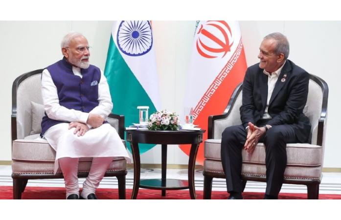 SCO સમિટમાં વડાપ્રધાન મોદી અને ઈરાનના પ્રમુખ પેઝેશ્કિયાન વચ્ચે પ્રથમ રૂબરૂ મુલાકાત.