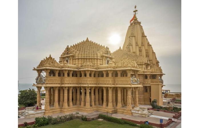 શ્રાવણમાં સોમનાથ તીર્થે ભક્તોનો નવો કીર્તિમાન, 22.61 લાખથી વધુ શ્રદ્ધાળુઓએ કર્યા મહાદેવના દર્શન.