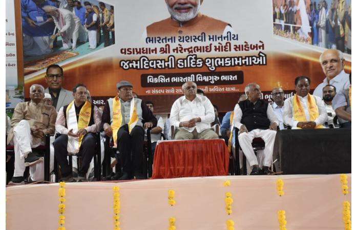 વિશ્વ ઉમિયાધામ-જાસપુર ખાતે ‘આશીર્વાદનો દીવો’ પ્રજ્વલિત.