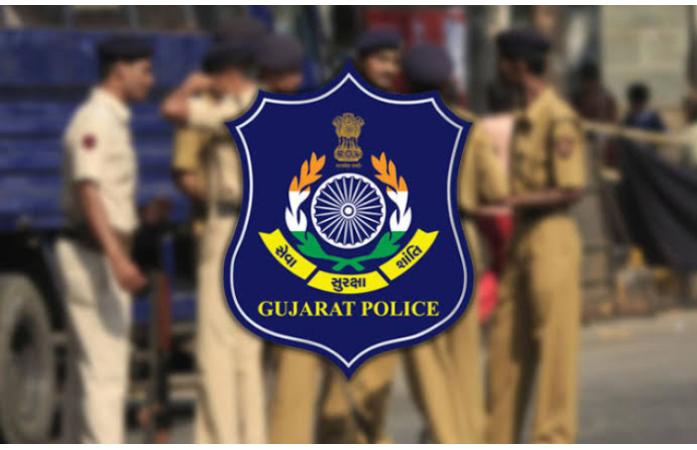 ગુજરાત પોલીસ બેડામાં મોટો ફેરફાર 10 IPS-SPS અધિકારીઓની બદલી અને નવી નિમણૂક.