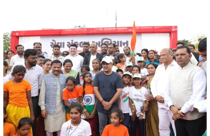 વડનગરથી વારાણસી સુધીની ‘સેવા યાત્રા’ બાઇક રેલીનું પંચમહાલમાં ભવ્ય સ્વાગત.