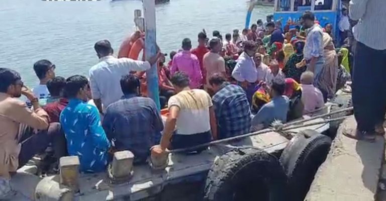 બેટ-દ્વારકા: વિખ્યાત યાત્રાધામ બેટ-દ્વારકા જવા માટે ઓખા પેસેન્જર જેટીએ ગાંધી જયંતીના દિવસે સફાઈ, શિસ્ત અને સુરક્ષાના લીરા ઉડતા જોવા મળ્યા !