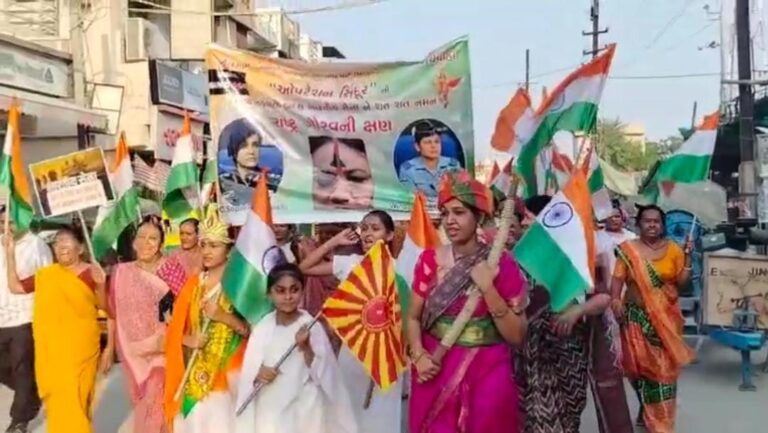 રાધનપુરમાં નારી શક્તિનો શ્રેષ્ઠ સાલ્યુટ: ઓપરેશન સિંદૂરની યશોગાથાને સમર્પિત તિરંગા યાત્રા