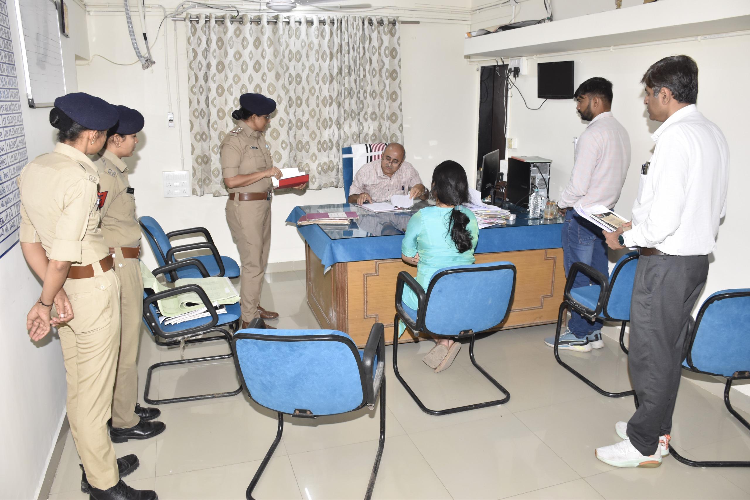 કાલાવડમાં યોજાયો તાલુકા સ્વાગત કાર્યક્રમ: 9 માંથી 8 પ્રશ્નોનું સ્થળ પર હકારાત્મક નિરાકરણ, કલેક્ટરશ્રીનો તાત્કાલિક પ્રતિસાદ