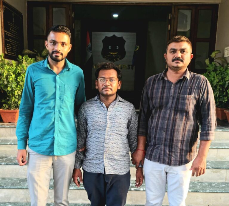 ભારતની રાષ્ટ્રીય સુરક્ષાને વાગેલો ધક્કો: ગુજરાત એટીએસે દુશ્મન દેશને ગુપ્ત માહિતી આપનારા શખ્સનો પર્દાફાશ કર્યો