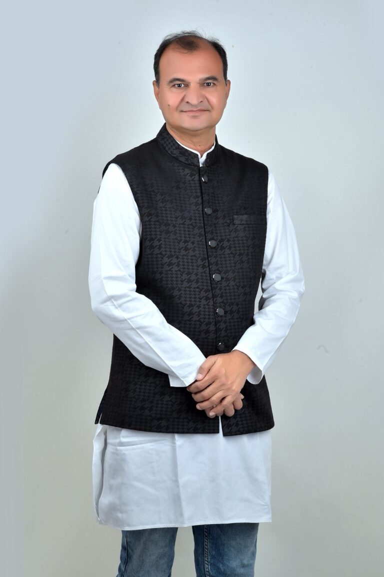 જૂનાગઢ શહેર કોંગ્રેસ પ્રમુખ તરીકે મનોજ જોષીની સર્વાનુમતે વરણી: સંગઠન શ્રુજન અભિયાનનો સફળ પરિણામ