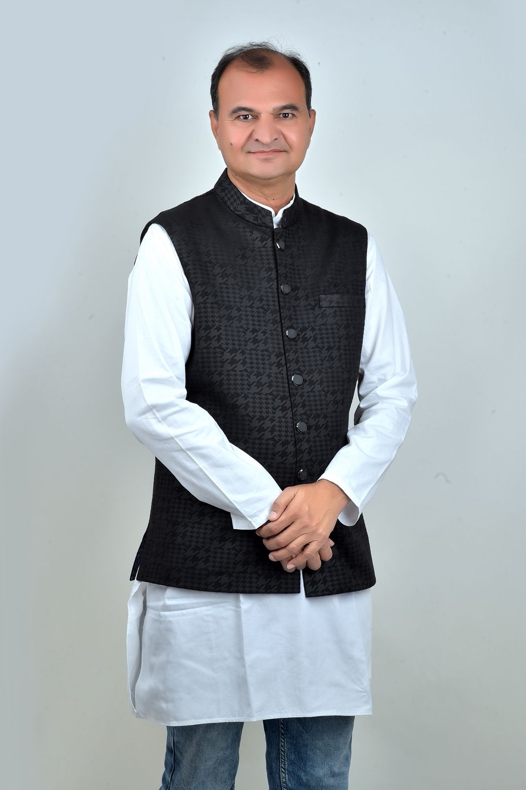 જૂનાગઢ શહેર કોંગ્રેસ પ્રમુખ તરીકે મનોજ જોષીની સર્વાનુમતે વરણી: સંગઠન શ્રુજન અભિયાનનો સફળ પરિણામ