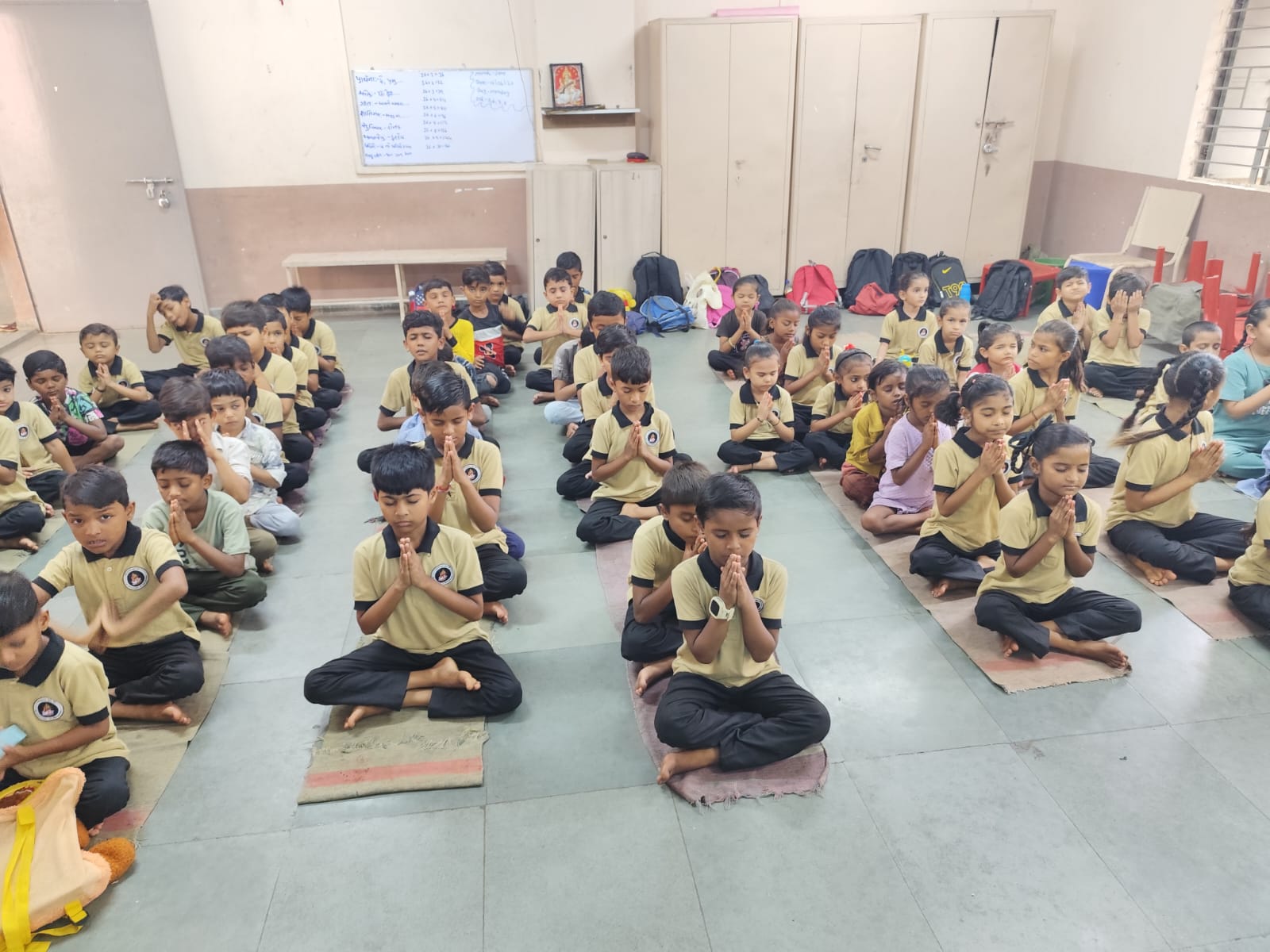 INSTAGRAM: https://www.instagram.com/samay__sandesh/ FACEBOOK: https://www.facebook.com/SamaySandeshoffice આવા ને આવા લટટેસ્ટ ન્યુસ જાણવા માટે સમયસંદેશન્યુસની વેબસાઇટને વિઝિટ કરો