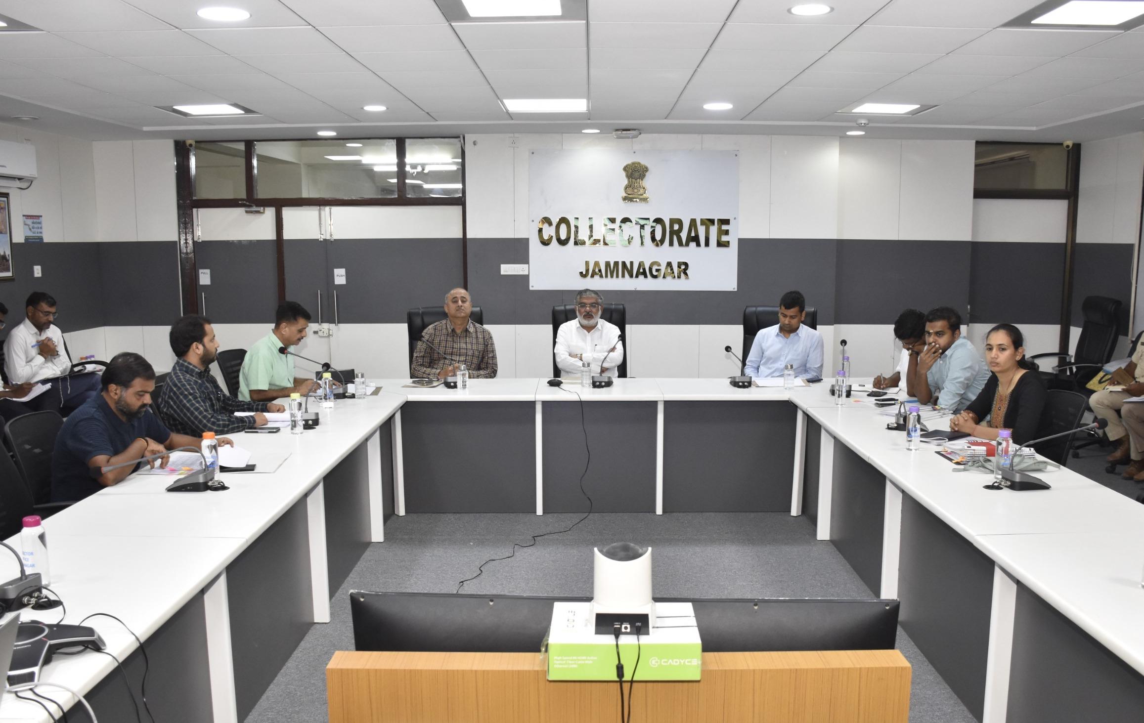 જામનગર અને દ્વારકામાં પ્રવાસન વિકાસ પર કેન્દ્રિત રાજ્યકક્ષાની બેઠક: મંત્રીશ્રી મુલુભાઈ બેરાના અધ્યક્ષસ્થાન હેઠળ વિસ્તૃત સમીક્ષા