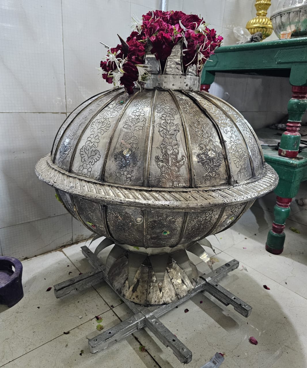 હાલારનું ગૌરવ: 190 કિલો ચાંદીથી બનેલો “ચાંદીનો તાજિયો” — વિશ્વભરમાં પ્રસિદ્ધ તાજિયા જામનગરનું ધર્મ-સાંસ્કૃતિક આભૂષણ