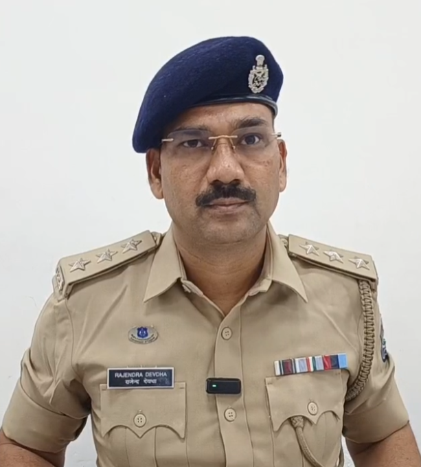 "માતાની સારવાર માટે લીધા હતા પૈસા... પણ વ્યાજખોરોની પઠાણી ઉઘરાણીએ કર્યો જીવલેણ" – જામનગરના રેલ્વે કર્મચારીએ ફીનાઈલ પી આપઘાતનો પ્રયાસ કર્યો