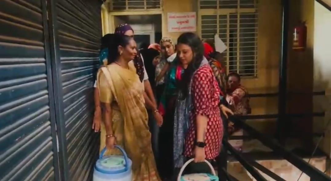 દૂષિત પાણી પીવું પડતું રાધનપુર શહેર! નાગરિકોએ પાલિકાની નીતિ-નિયત સામે ઉગ્ર હલ્લાબોલ કર્યો
