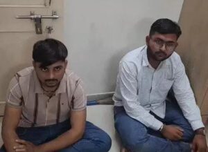 ભેસાણ શાળામાં શિક્ષકો દ્વારા બાળકો સાથે અશ્લીલ વર્તનનો કબુલાતી કેસ : ટ્રસ્ટી મંડળે શિક્ષકોને કાઢી મૂક્યા, પોલીસ ફરિયાદની તૈયારી