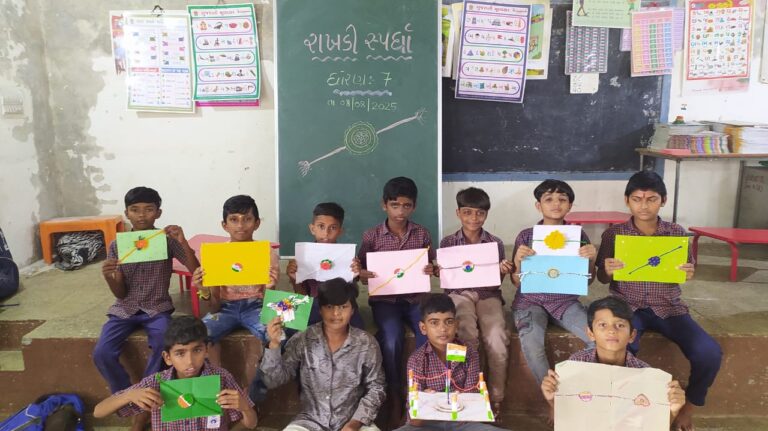 જામનગર જિલ્લાના શાળાઓમાં “હર ઘર તિરંગા” અભિયાન હેઠળ દેશભક્તિ ઉજાગર કરતી સ્પર્ધાઓનું સફળ આયોજન