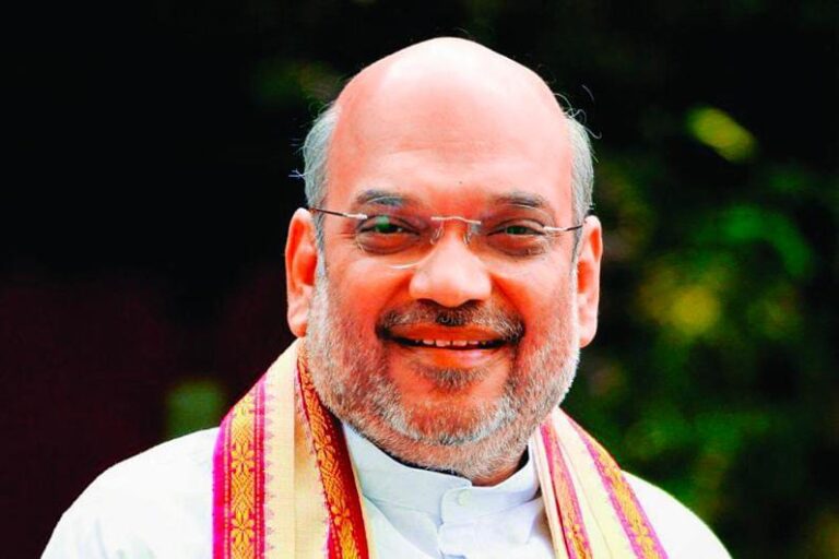 લાલબાગચા રાજાના દરબારમાં ગૃહપ્રધાન અમિત શાહઃ ધાર્મિક ભાવના સાથે રાજકીય સંદેશોનું સંકલન