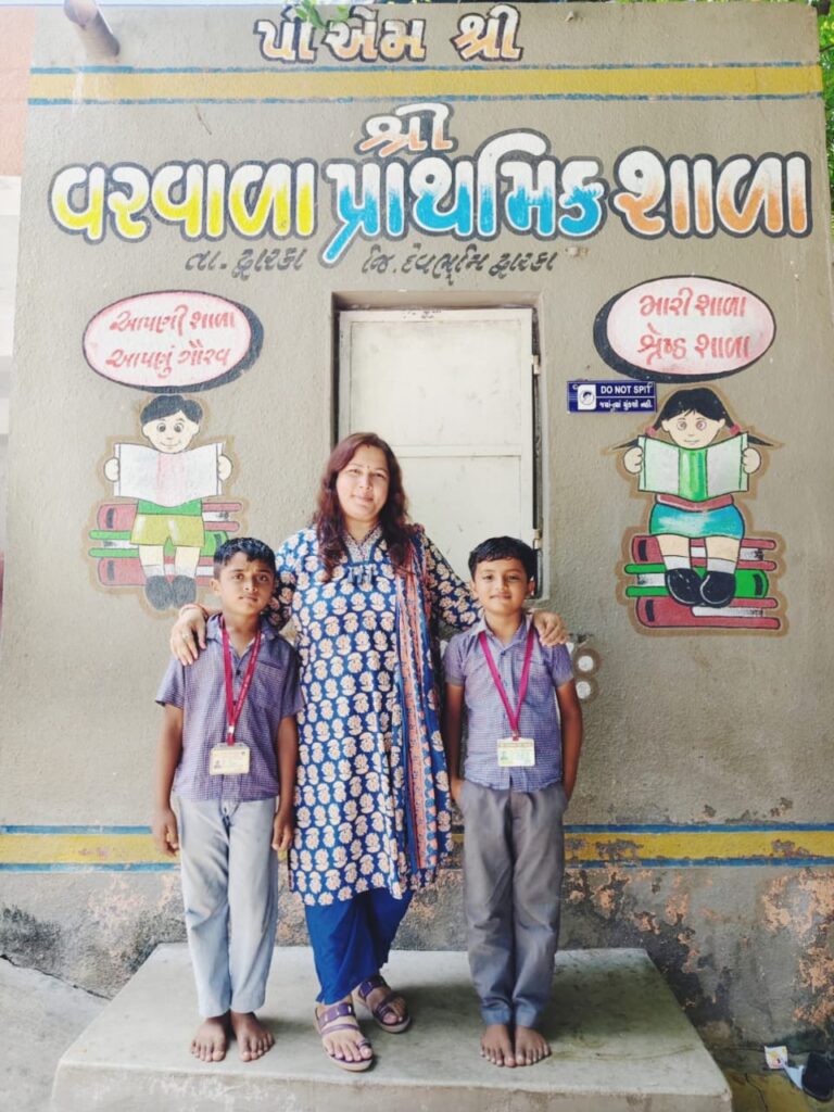 પરંપરાગત મલ કુસ્તી 2025 માં પી.એમ. શ્રી વરવાળા પ્રાથમિક શાળાના બાળ ખેલાડીઓનું ગૌરવશાળી પ્રદર્શન