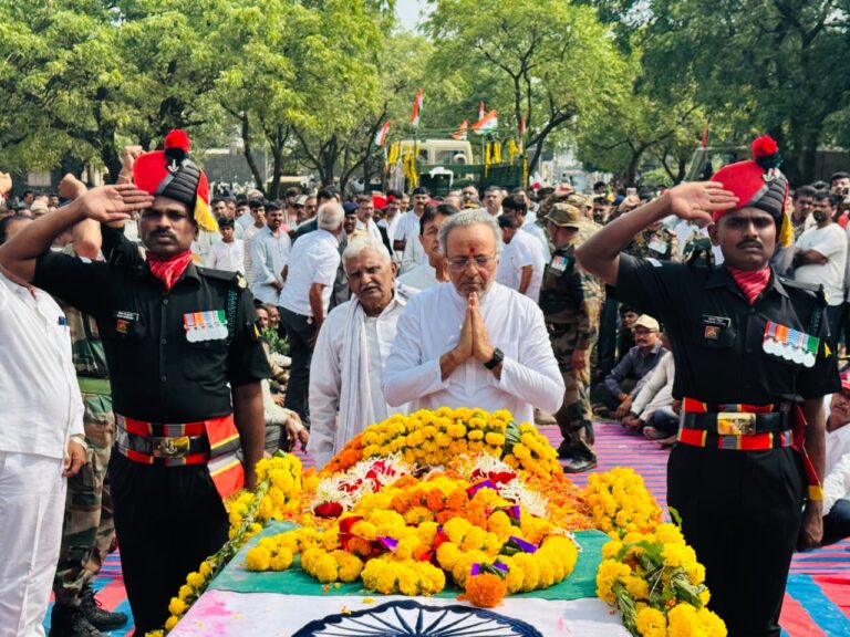 શહીદ ભરતભાઈ ભેટારીયાઃ માનવતા માટે જીવ અર્પણ કરનાર વીરપુત્રને દેશનુ નમન