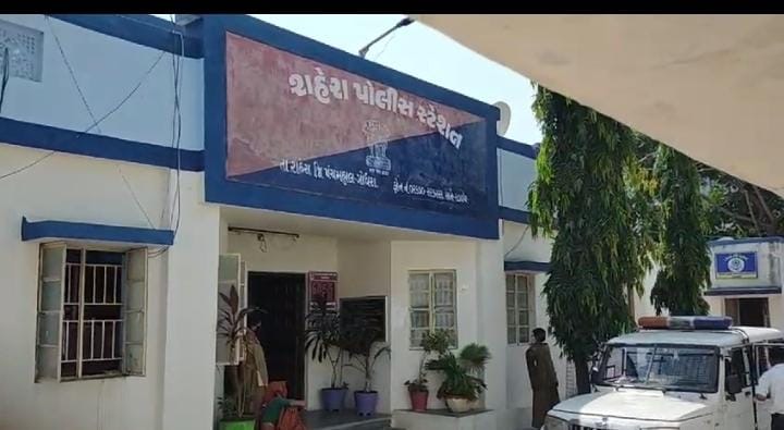 શહેરા તાલુકામાં વનવિભાગની ચુસ્ત કાર્યવાહી – મીઠાલી ગામે પાસ પરમીટ વગર પંચરાઉ લાકડા ભરેલી ટ્રક પકડી રૂ. 3.70 લાખનો મુદ્દામાલ કબ્જે