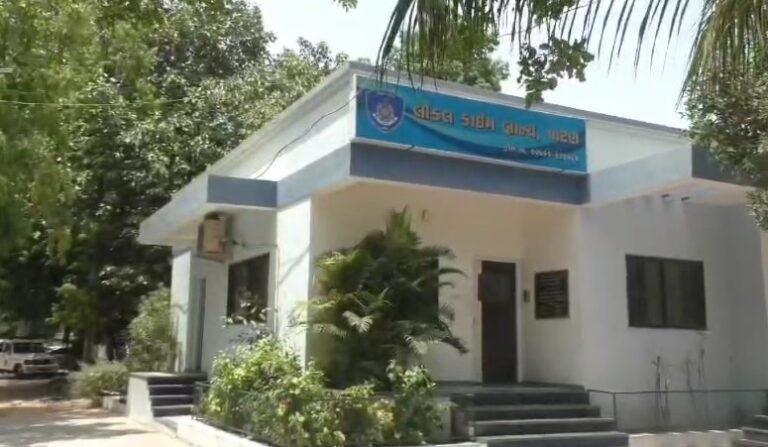 પાટણમાં દારૂ હેરાફેરીનો મોટો પર્દાફાશ : સમી પોલીસ અને LCBની સંયુક્ત કાર્યવાહીમાં 10.66 લાખનો મુદ્દામાલ જપ્ત — 2 આરોપી ઝડપાયા, મુખ્ય સપ્લાયર ફરાર