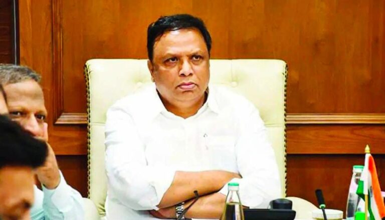 “સરકારી વિભાગોમાં સર્વિસ આપતી IT કંપનીઓની ગેરરીતિ સામે સરકાર કડક : IT પ્રધાન આશિષ શેલારાની ચેતવણી – એકસાથે અનેક વિભાગોમાંથી પગાર મેળવનારા કન્સલ્ટન્ટ્સ પર પડશે નિયંત્રણ