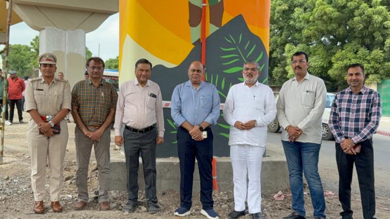 જામનગરના સાત રસ્તા પાસે નવા ફલાઈઓવર બ્રિજનું મંત્રી મુલુભાઈ બેરા દ્વારા નિરીક્ષણ: શહેર પરિવહનને નવી દિશા