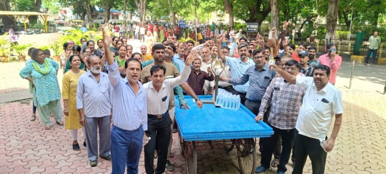 આવાજ ઉઠાવવાનો સમય: નંદ ધામ સોસાયટીના રહીશોનું ગાંધી ચિંતા માર્ગેથી મહાનગરપાલિકા સુધીનું આંદોલન