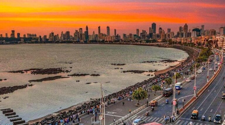 “મુંબઈ વિશ્વનું પાંચમું સૌથી ખુશ શહેર: વૈશ્વિક સર્વેમાં મુંબઈગરાઓની આનંદયાત્રા વિશ્વને ચોંકાવી ગઈ