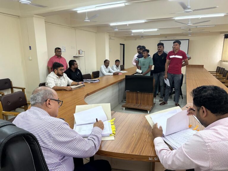 ધ્રોલ તાલુકા સ્વાગત કાર્યક્રમમાં કલેક્ટર કેતન ઠક્કરશ્રીની આગેવાની હેઠળ ૨૯માંથી ૨૪ અરજીઓનો સ્થળ પર જ હકારાત્મક નિકાલ — લોકકલ્યાણ માટે જિલ્લાસતરની તત્પરતા!