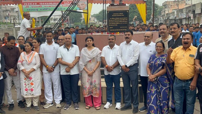 એકતાના પથ પર જામનગર: સરદાર વલ્લભભાઈ પટેલની 150મી જન્મજયંતિ નિમિત્તે ભવ્ય ‘રન ફોર યુનિટી’ સાથે એકતા અને સ્વચ્છતાનો સંદેશ