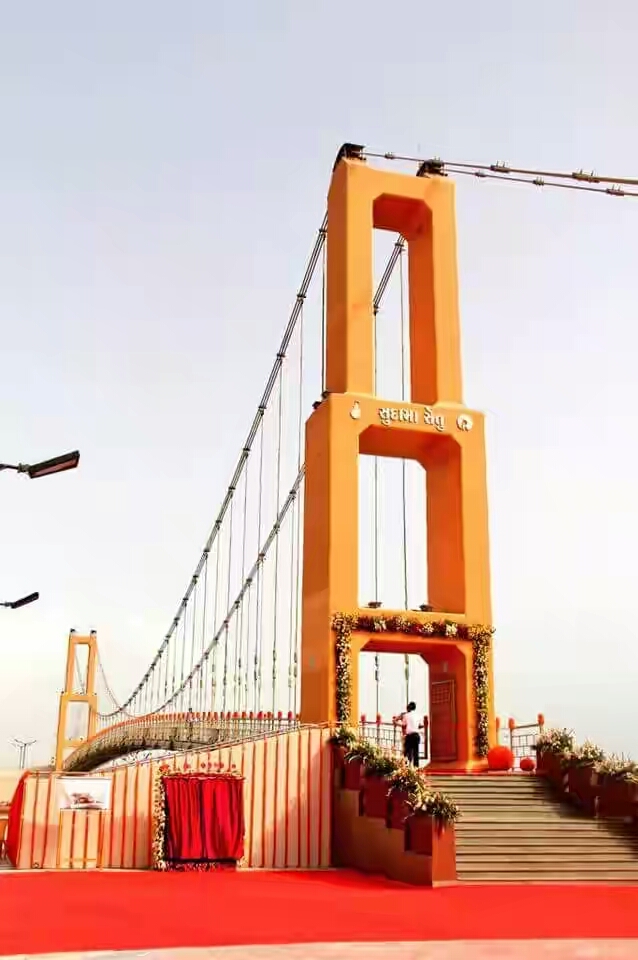 “સુદામા સેતુનો વનવાસ પૂર્ણ: દ્વારકા ગોમતી પર ૧૪ કરોડથી ઊભરશે આધુનિક સ્ટેનલેસ સ્ટીલ કેબલ બ્રિજ, પવિત્ર નગરીના પ્રવાસનને મળશે અભૂતપૂર્વ ગતિ”