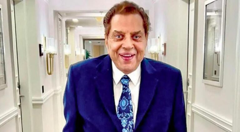 “ધર્મેન્દ્રની ઘર-વાપસી: હિન્દી સિનેમાના હી-મેન મૃત્યુને હરાવી પાછા ફર્યા, ચાહકોમાં આનંદની લહેર”