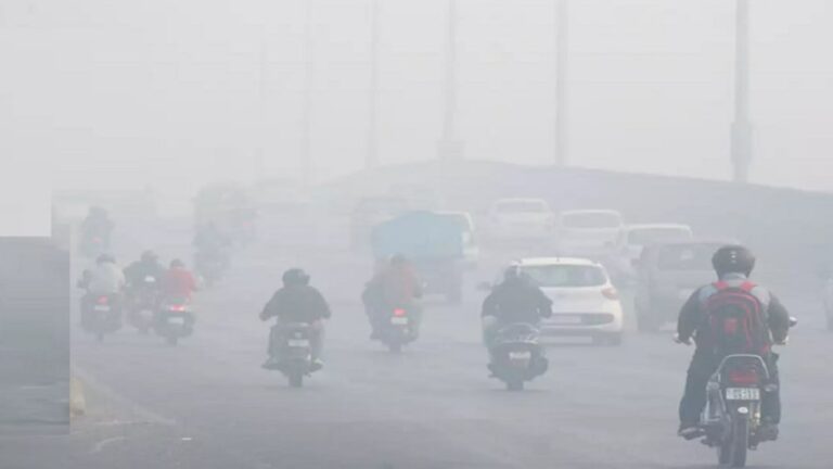 ઠંડીની લહેરે ગુજરાતને ઘેર્યુંઃ અમરેલીમાં ૧૩.૨ ડિગ્રી સુધી તાપમાન ખસ્યું, રાજ્યના ૨૦ જિલ્લામાં લઘુત્તમ તાપમાન ૨૦ ડિગ્રીથી નીચે