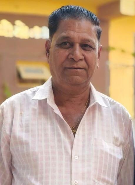 જેતપુરના તીનબતી ચોકે બેકાબુ ડંપરનું કહેર : પૂરપાટ ઝડપે દોડી રહેલા ડંપરે એક્ટીવા ચાલક 60 વર્ષીય મહેન્દ્રભાઈ સરવૈયાનું ચગદાઈ ઘટનાસ્થળે જ મોત, ટ્રાફિક અવ્યવસ્થાના જૂના પાણી ફરી વળ્યાં