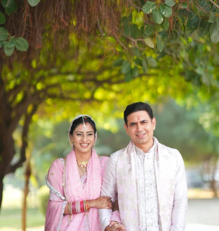 ૨૩ વર્ષનો પ્રેમ, બે દાયકાનો સાથ અને અંતે લગ્નનાં પવિત્ર ફેરા