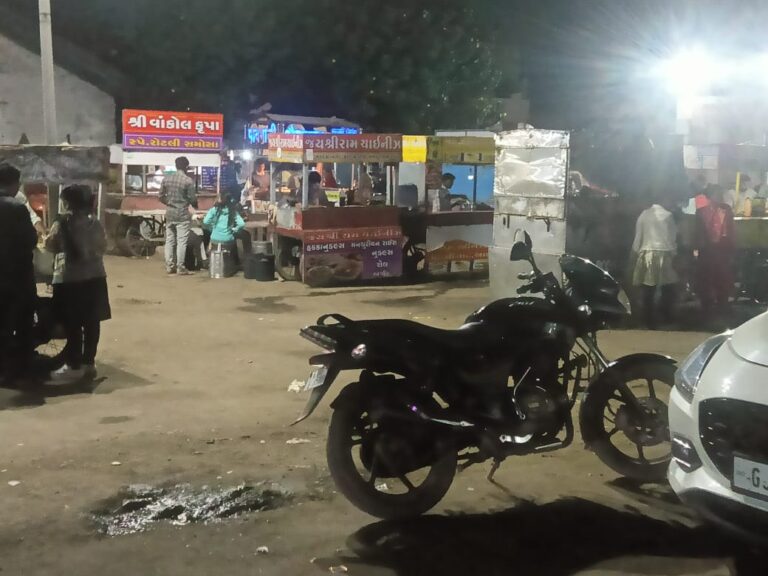 સૂરજકરાડી હાઈવે પર નાસ્તા બજારના સ્થળાંતર તથા ગુણવત્તા ચકાસણી માટે ગઈ કાલે જાગૃત નાગરિકની નોંધપાત્ર રજુઆત
