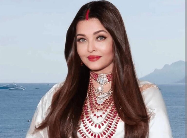 પાકિસ્તાની ધર્મગુરુ મુફતી અબ્દુલ કાવીનું ઐશ્વર્યા રાય અંગે વિવાદિત નિવેદન.