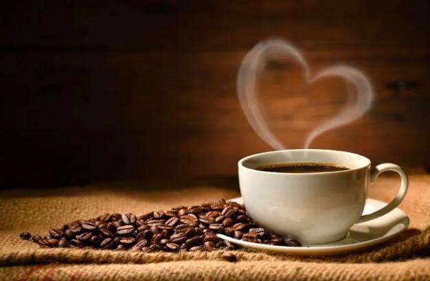 દૈનિક કોફી પીવાથી જૈવિક ઉંમર ઘટી શકે છે: BMJ મેન્ટલ હેલ્થના સંશોધનમાં ચોંકાવનારા તારણો